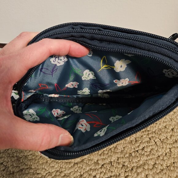 Lug Super Coupe in Bright Foral NWOT - Picture 4 of 6